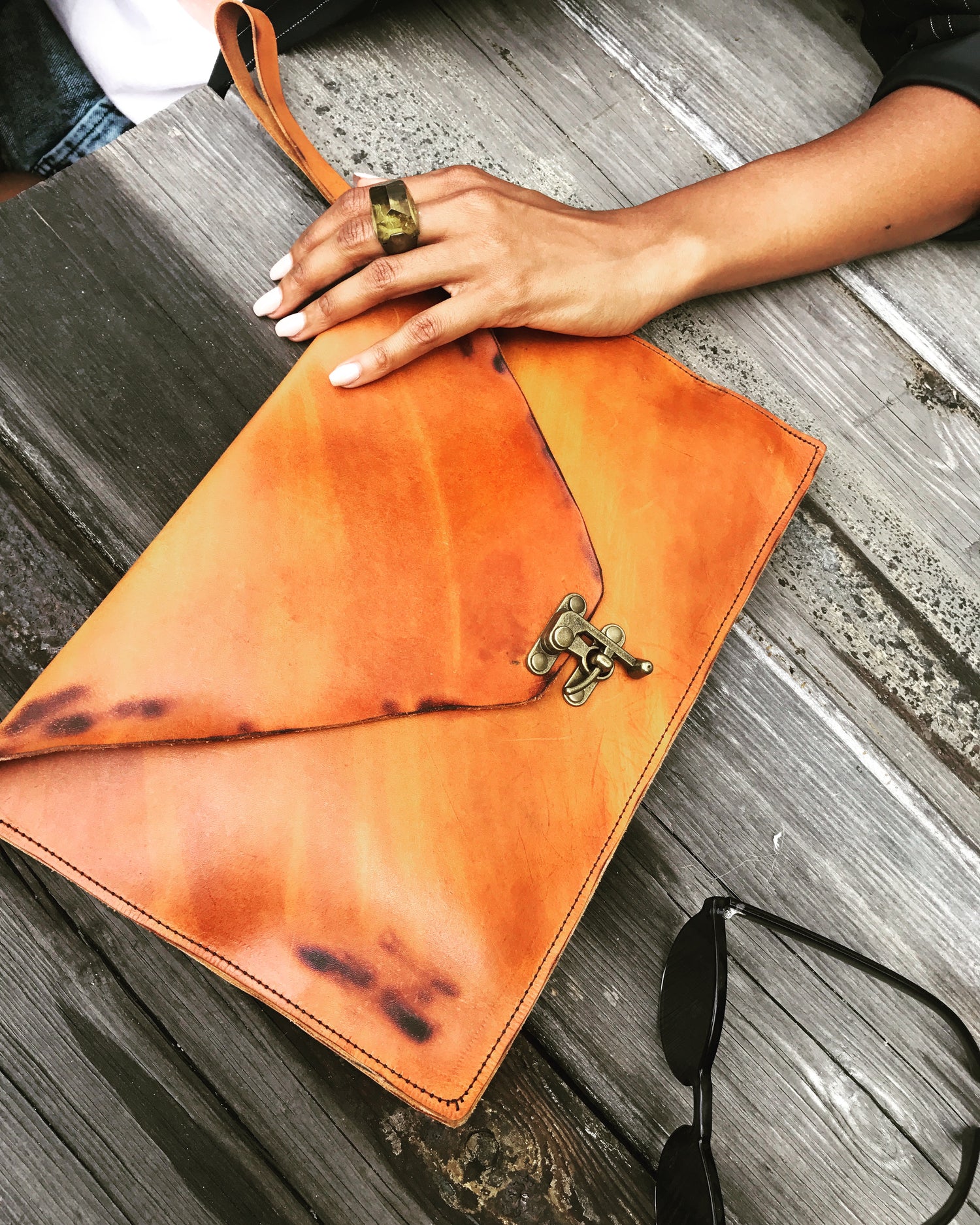 BAGS + LEATHER GOODS