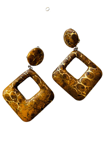 BIJOUX | CRACKLE GOLD OPEN SQUARE DROP CLIP-ON EARRINGS