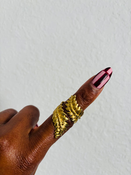 SALMA LEAF WRAP RING