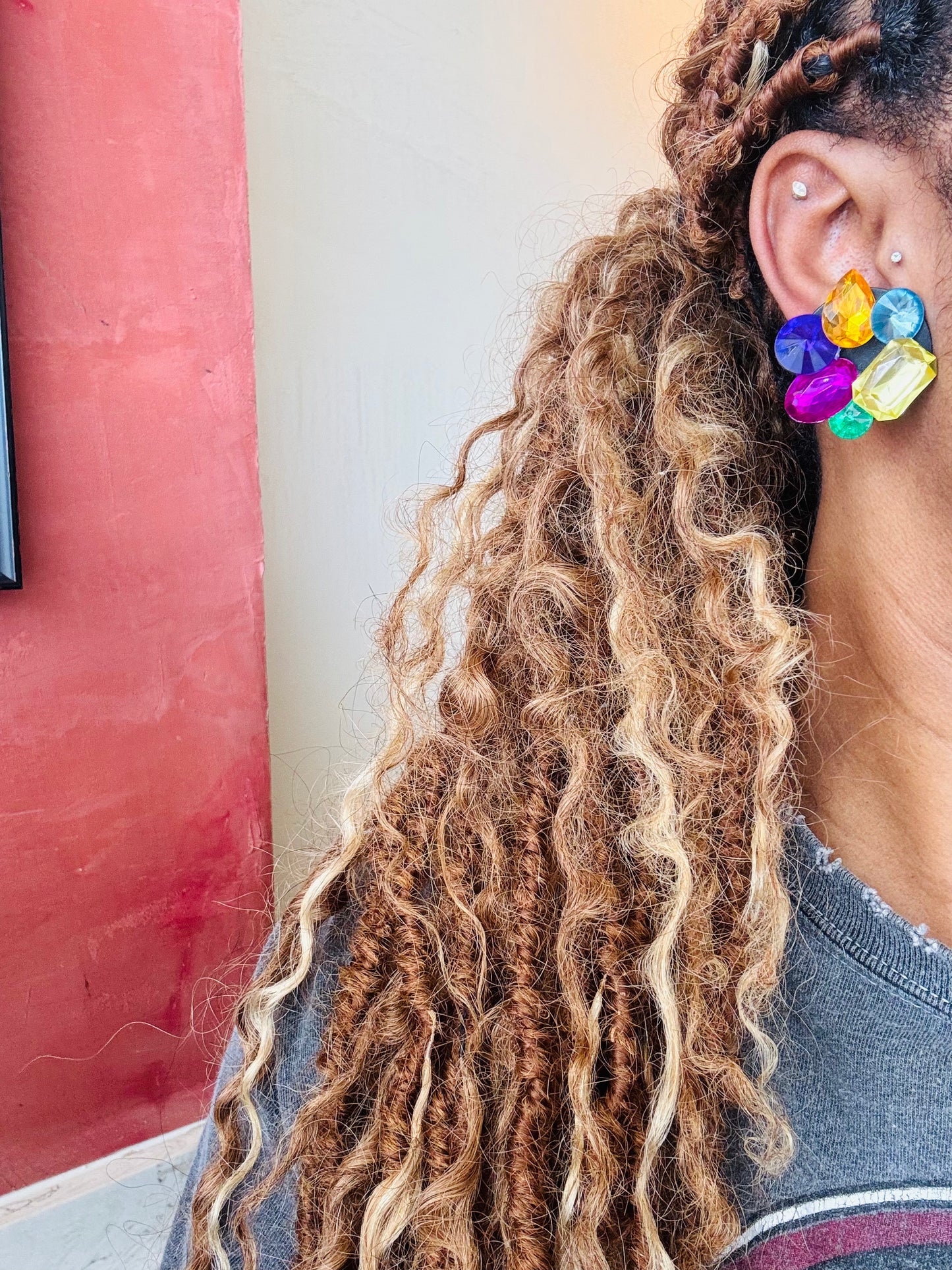 MULTICOLOR RHINESTONE CLUSTER CLIP-ON EARRINGS