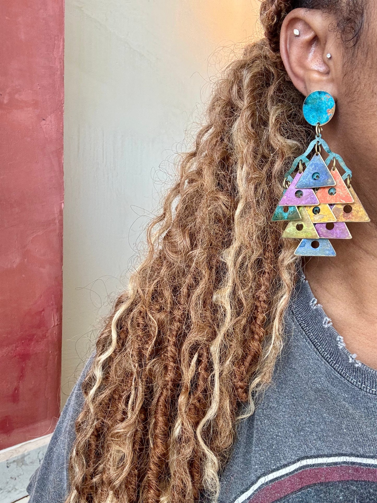 ARTISAN GEO TRIANGLE DRIP EARRINGS